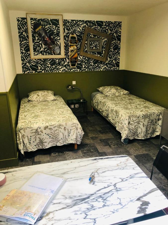Apartmán Papillons De Nuit Champagne Troyes Exteriér fotografie